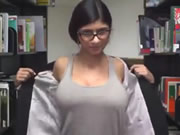 Mia Khalifa เสา